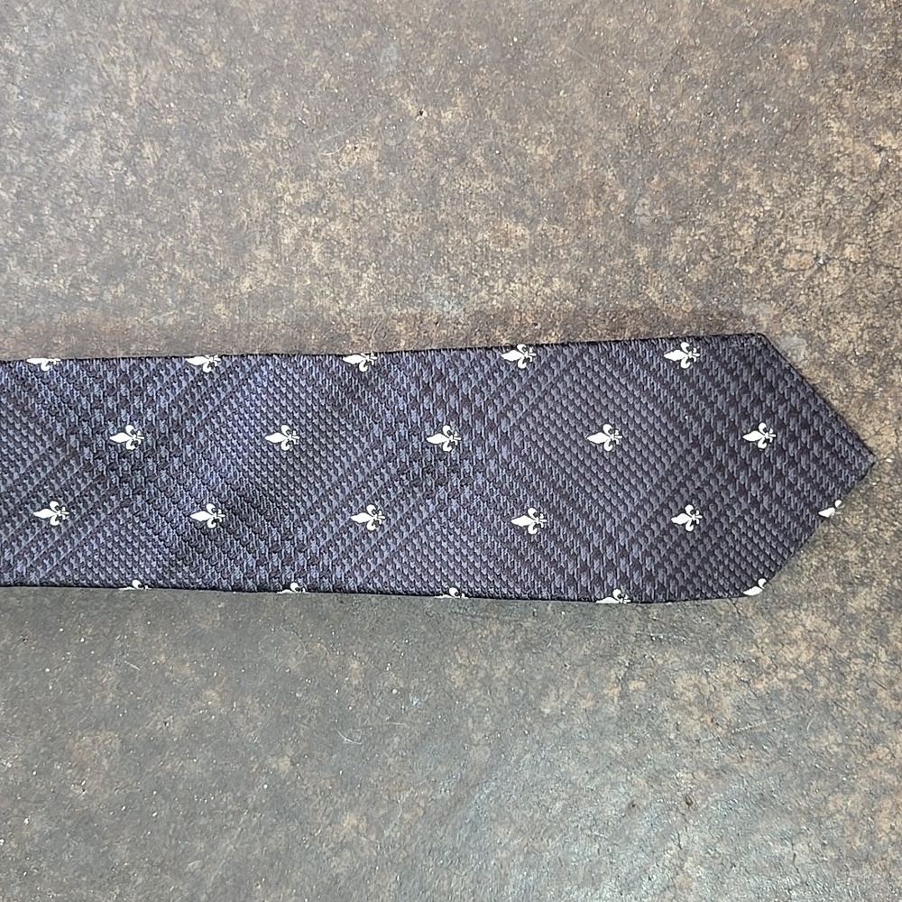 John Varvatos tie